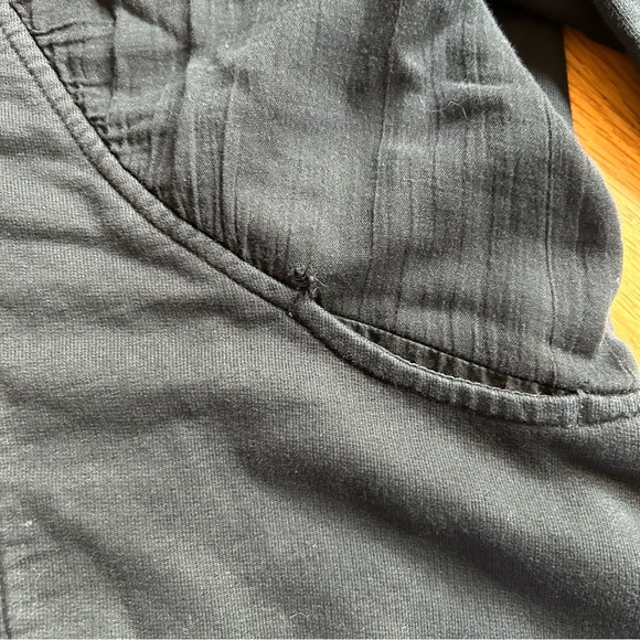 Prairie Underground Black Sweatshirt, 3/4 Length Sleeves - Picture 5 of 8